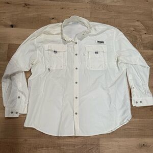 2XL Men’s Columbia White Button Down Shirt
